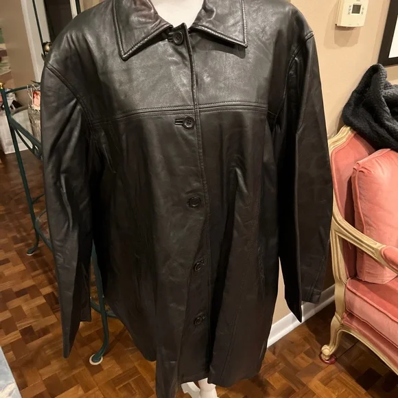 Plus size Leather Jacket - Picture 2 of 5